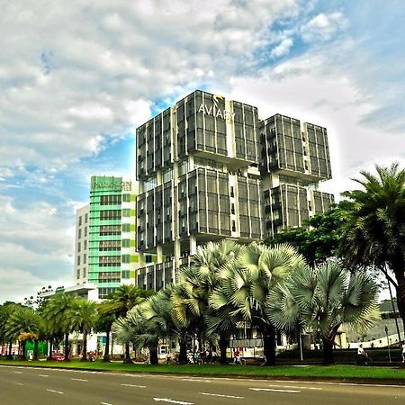 Aviary Bintaro Hotel Serpong Exterior foto