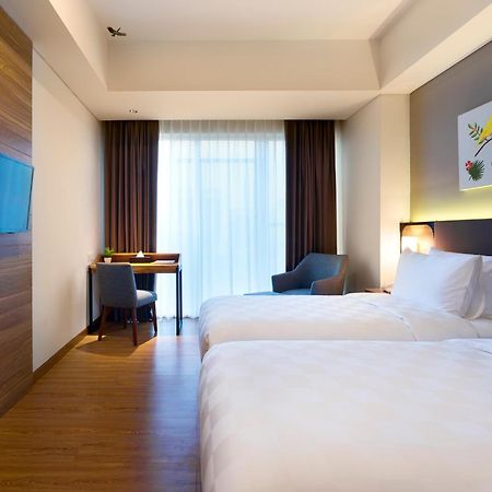 Aviary Bintaro Hotel Serpong Exterior foto