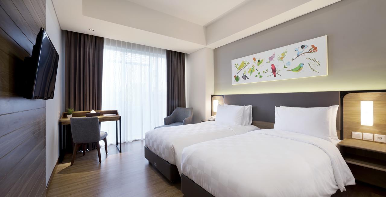 Aviary Bintaro Hotel Serpong Exterior foto