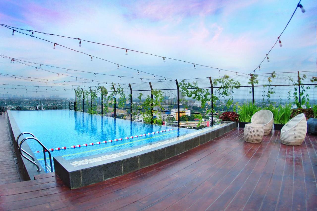 Aviary Bintaro Hotel Serpong Exterior foto