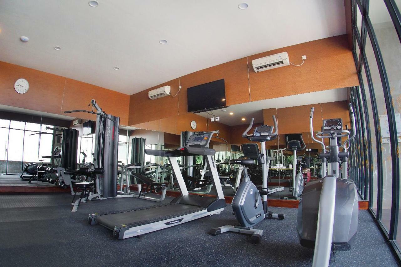 Aviary Bintaro Hotel Serpong Exterior foto